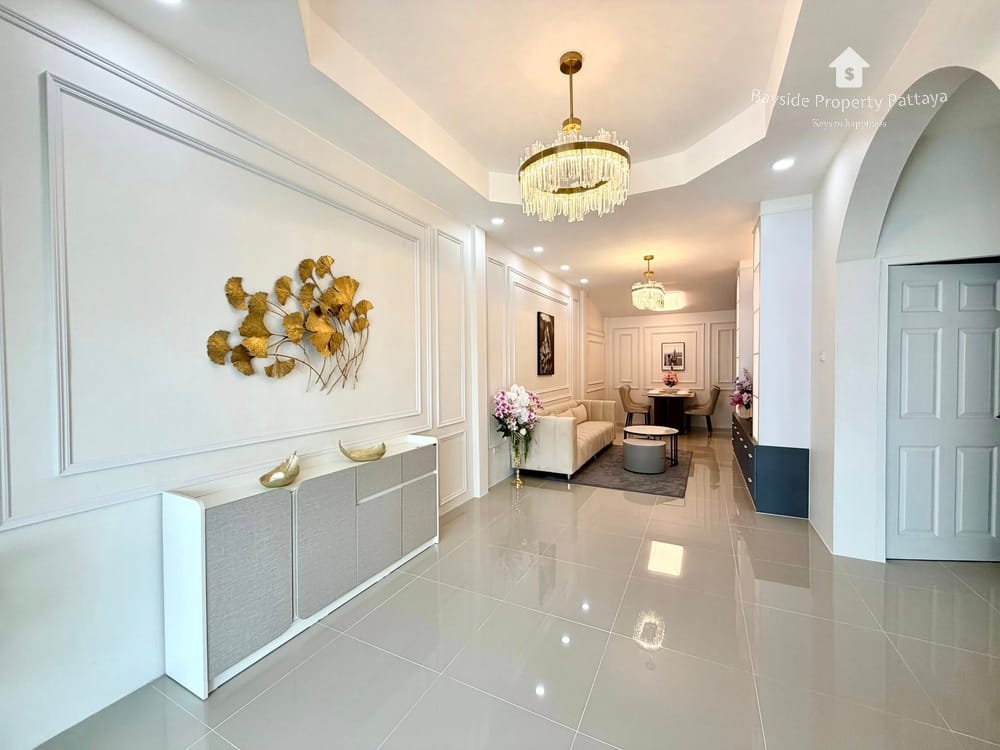2-bedroom-townhouse-for-sale-in-chokchai-village-4-east-pattaya-pet-friendly-with-air-conditioning-bpp-344 3