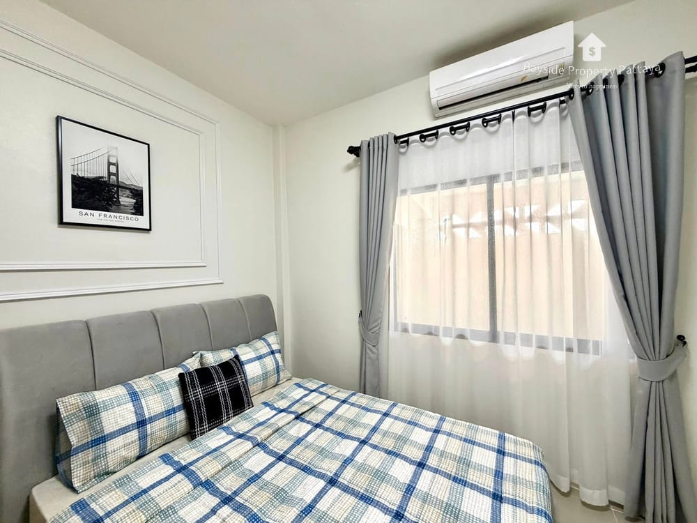 2-Bedroom Townhouse for Sale in Chokchai Village 4, East Pattaya - Pet Friendly with Air Conditioning 18