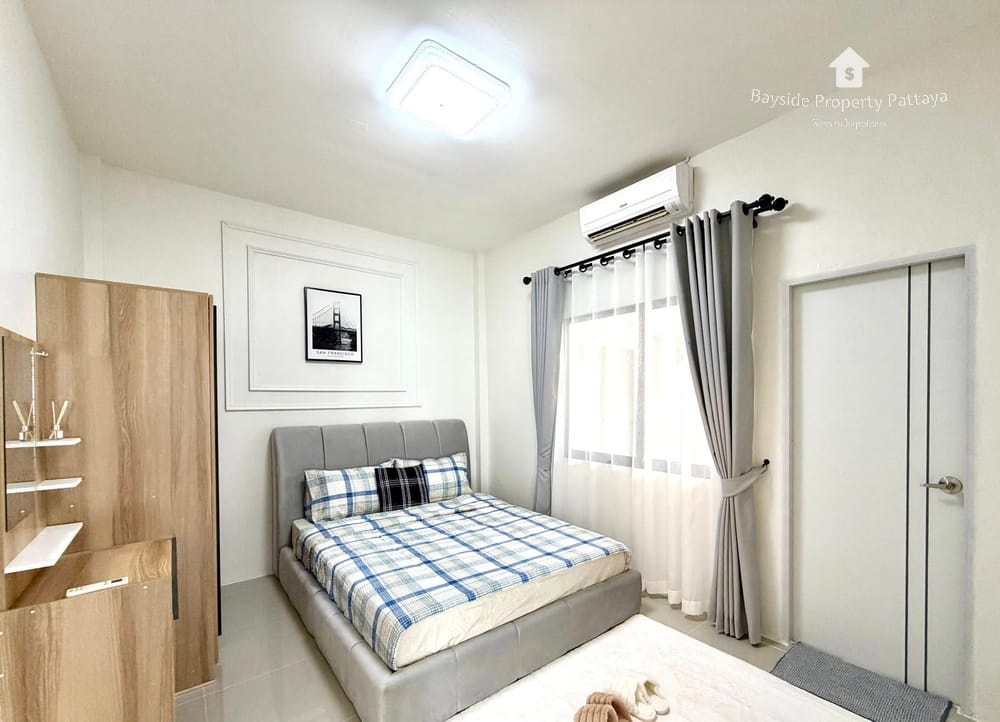 2-Bedroom Townhouse for Sale in Chokchai Village 4, East Pattaya - Pet Friendly with Air Conditioning 20