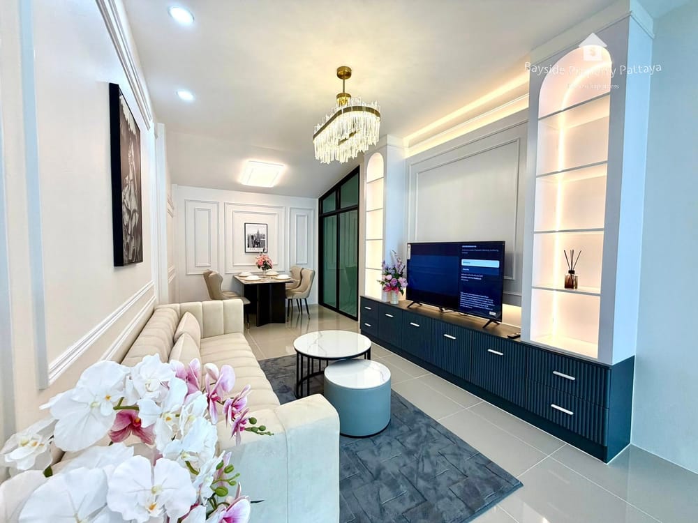 2-Bedroom Townhouse for Sale in Chokchai Village 4, East Pattaya - Pet Friendly with Air Conditioning 21