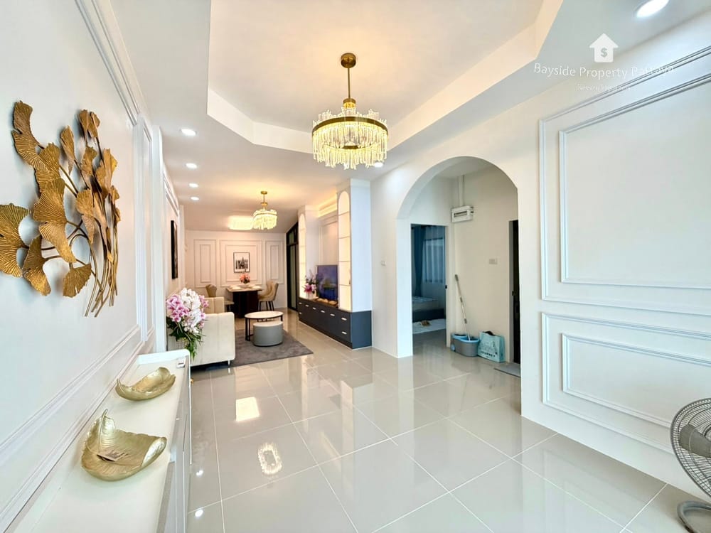 2-Bedroom Townhouse for Sale in Chokchai Village 4, East Pattaya - Pet Friendly with Air Conditioning 27
