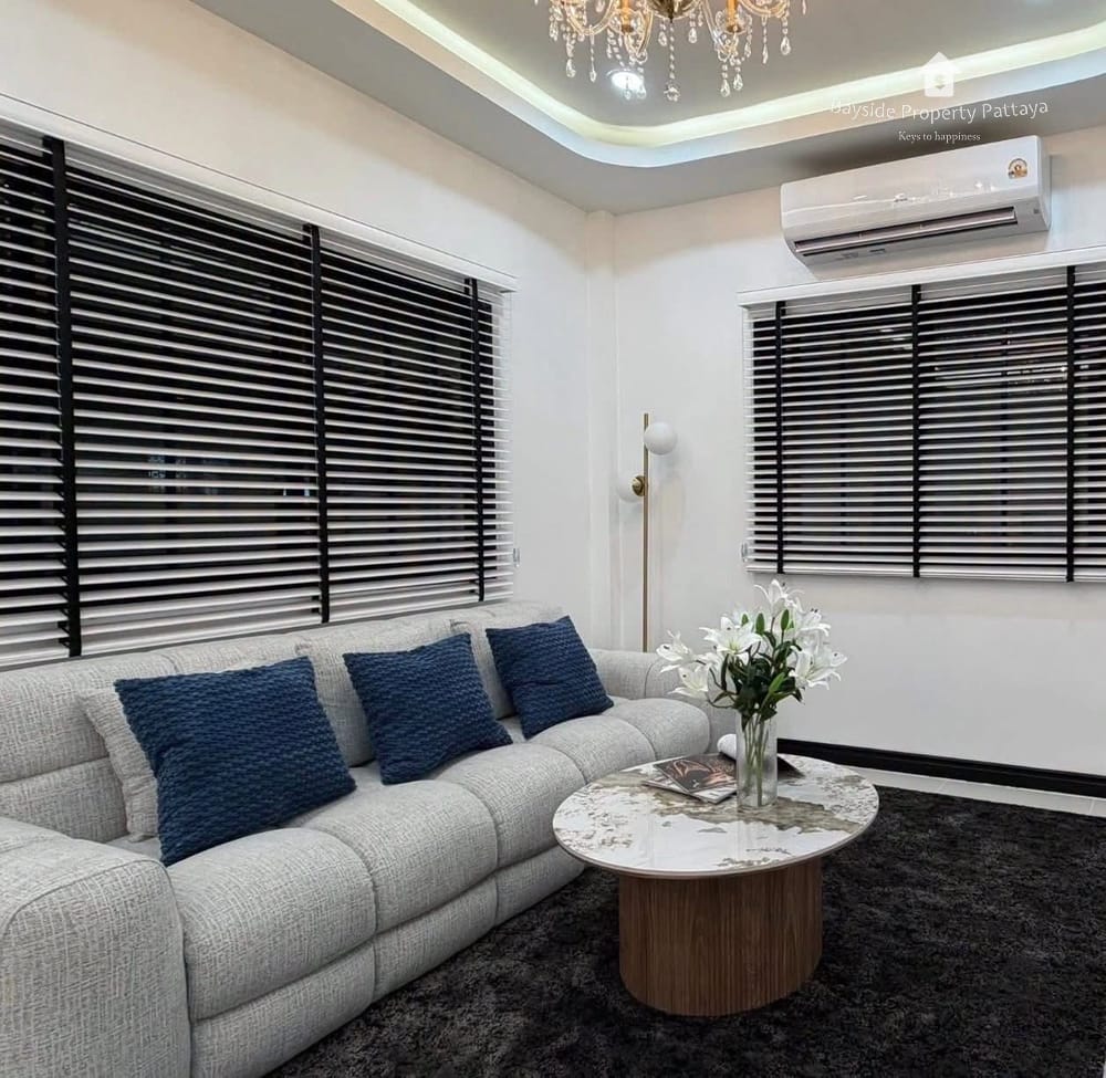 spacious-3-bedroom-detached-house-for-sale-in-eakmongkol-village-4-east-pattaya-bpp-345 3