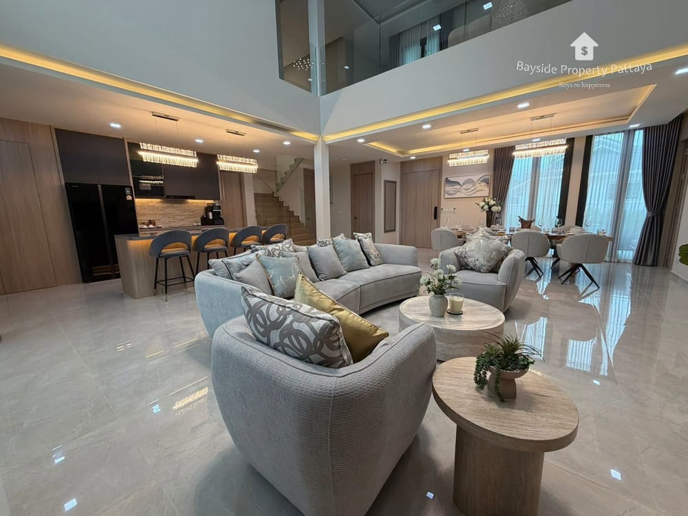 stunning-5-bedroom-pool-villa-for-sale-in-east-pattaya-pet-friendly-with-air-conditioning-bpp-342 4