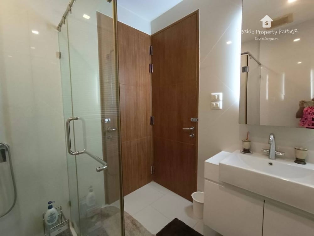 Luxuriöses 3-Zimmer Beachfront Condo im THE SANCTUARY WONGAMAT, Pattaya 16