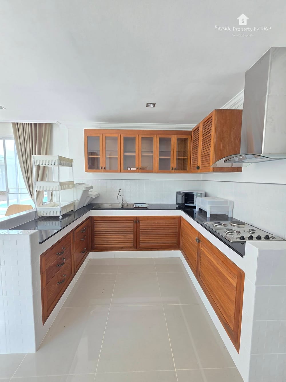 Продается 7-к. вилла, 700м², 2/2 эт. с видом на море и бассейном в Bang Saray 5