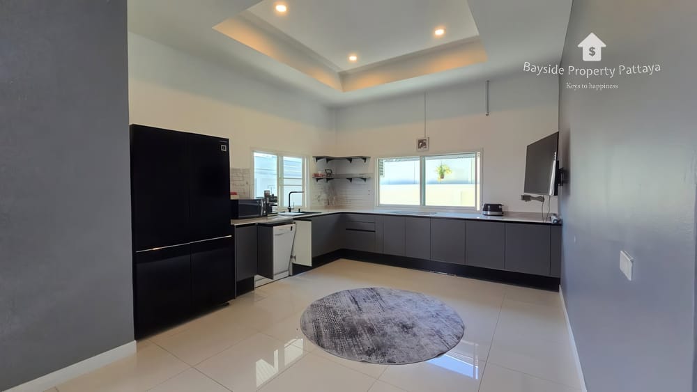 Geräumiges Einfamilienhaus (3 Schlafzimmer) in Bann Piam Mongkon, Ost-Pattaya mit 24/7 Sicherheit 13