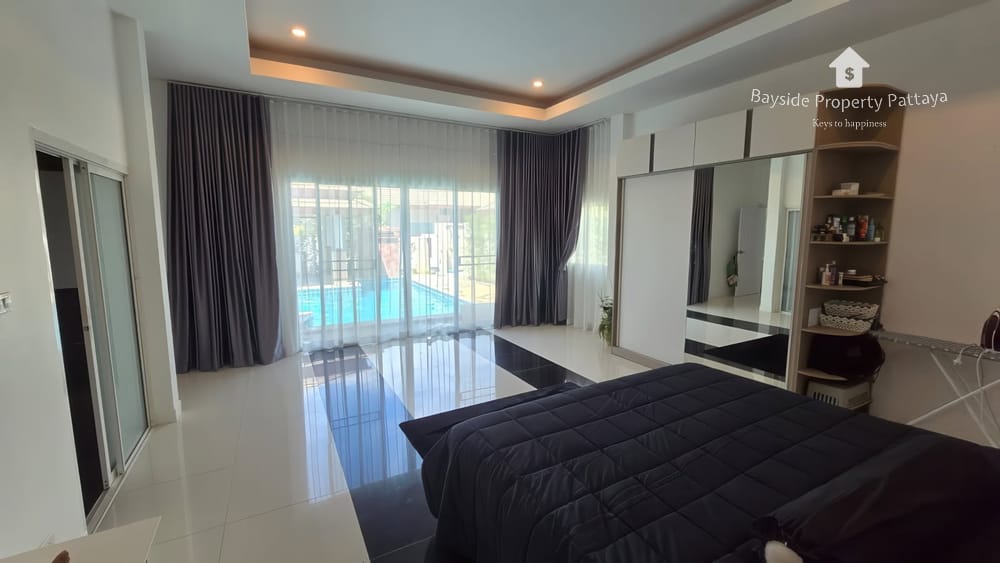 Geräumiges Einfamilienhaus (3 Schlafzimmer) in Bann Piam Mongkon, Ost-Pattaya mit 24/7 Sicherheit 16