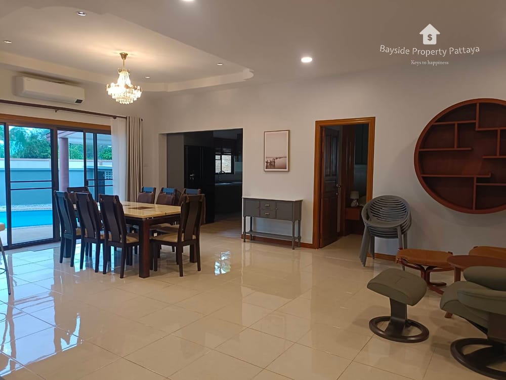 Spacious 4-Bedroom Pool Villa for Rent in East Pattaya 10