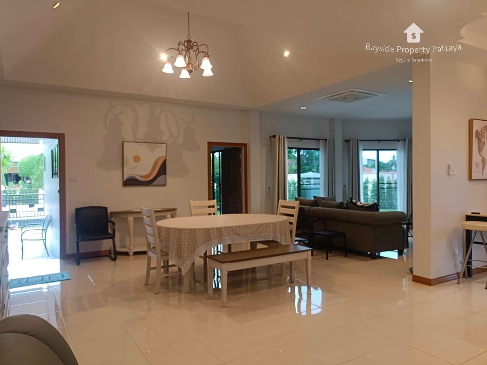 Spacious 4-Bedroom Pool Villa for Rent in East Pattaya 13