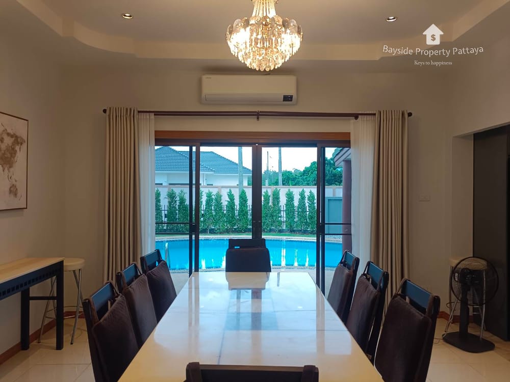 Spacious 4-Bedroom Pool Villa for Rent in East Pattaya 24