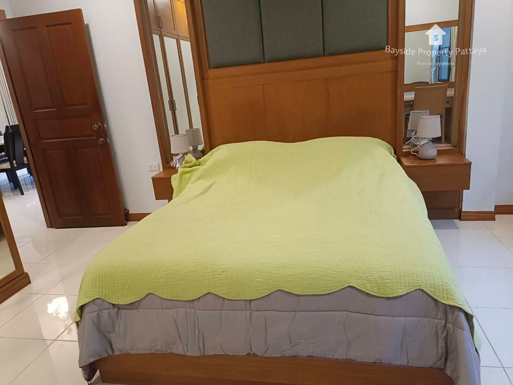 Spacious 4-Bedroom Pool Villa for Rent in East Pattaya 28