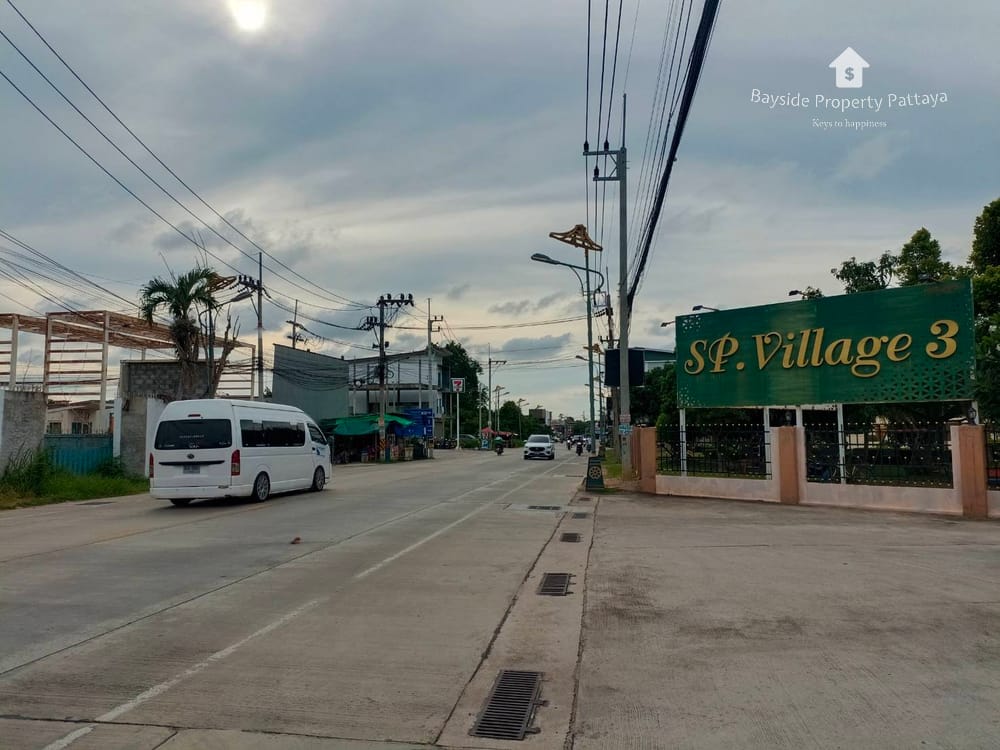 Spacious 4-Bedroom Pool Villa for Rent in East Pattaya 62
