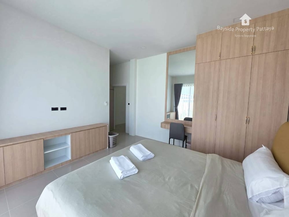 4-Bedroom Pool Villa for Sale in Huai Yai, Chonburi-Pattaya with Air Conditioning 9