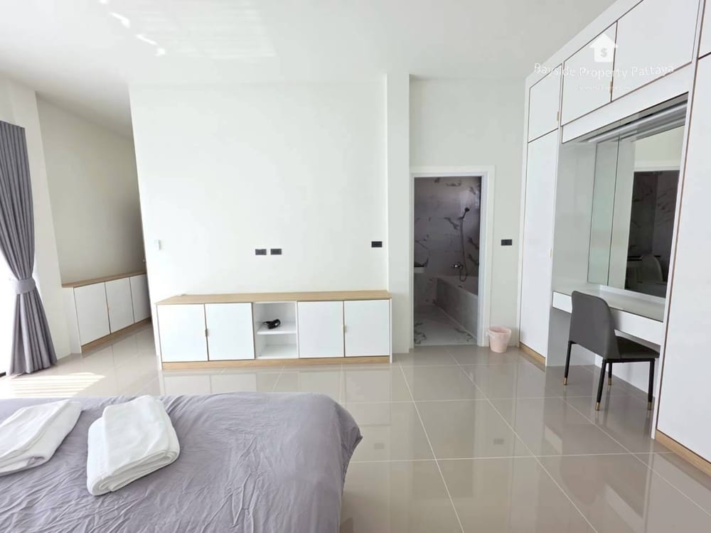 4-Bedroom Pool Villa for Sale in Huai Yai, Chonburi-Pattaya with Air Conditioning 36