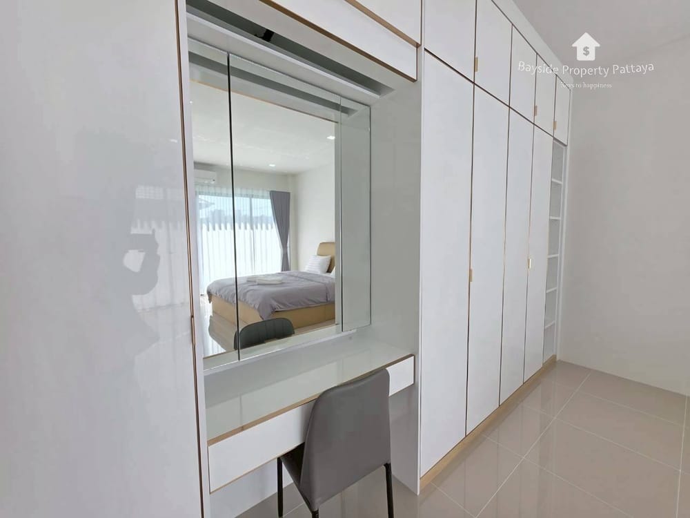 4-Bedroom Pool Villa for Sale in Huai Yai, Chonburi-Pattaya with Air Conditioning 38