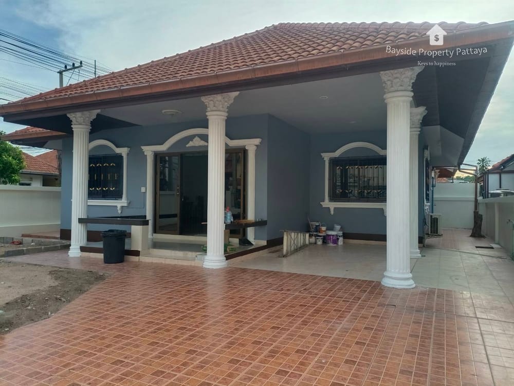 Eckreihenhaus (2 Schlafzimmer) mit Klimaanlage zum Verkauf in Pattaya City 2