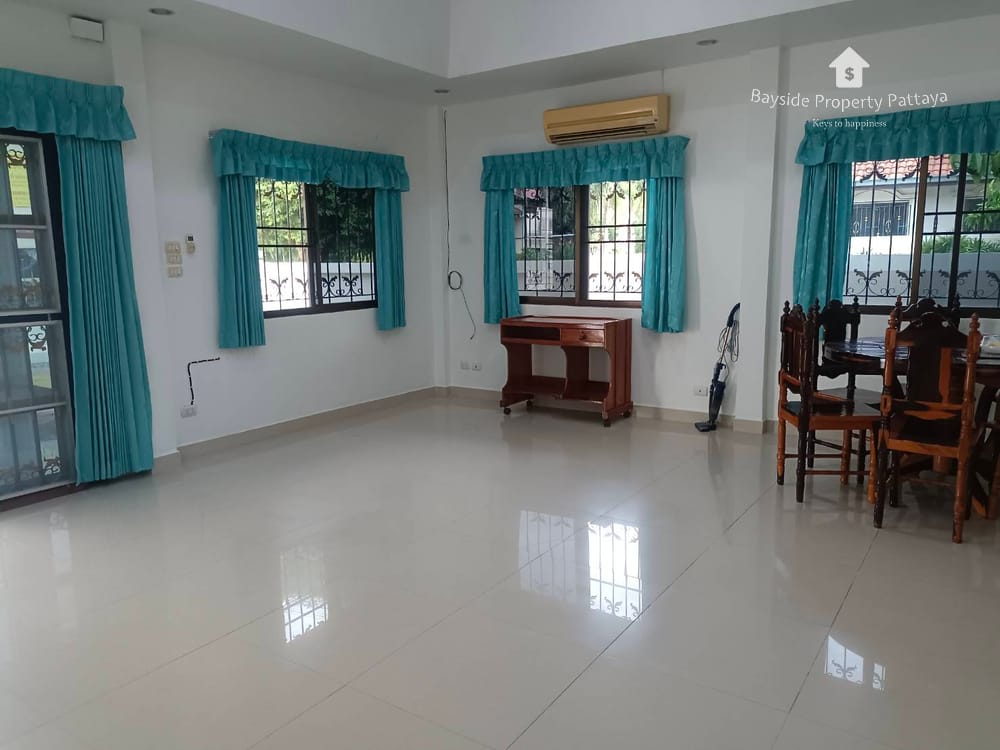 Eckreihenhaus (2 Schlafzimmer) mit Klimaanlage zum Verkauf in Pattaya City 24