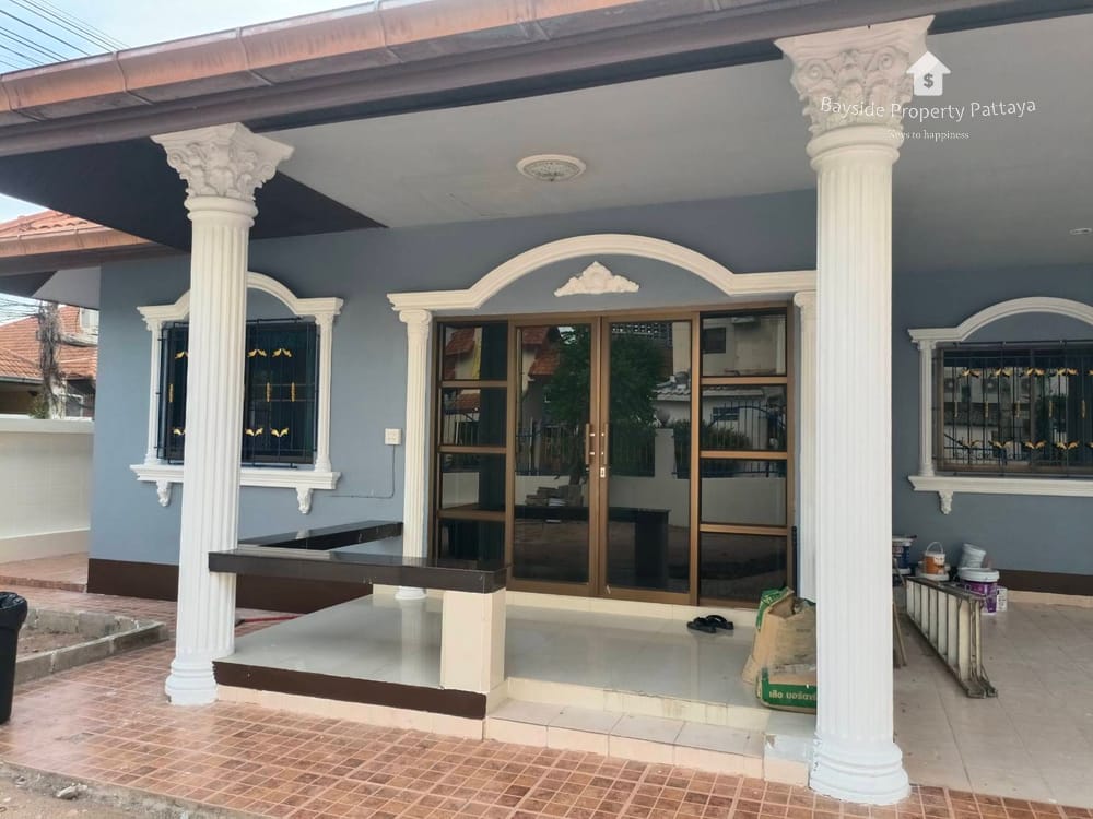 Eckreihenhaus (2 Schlafzimmer) mit Klimaanlage zum Verkauf in Pattaya City 33
