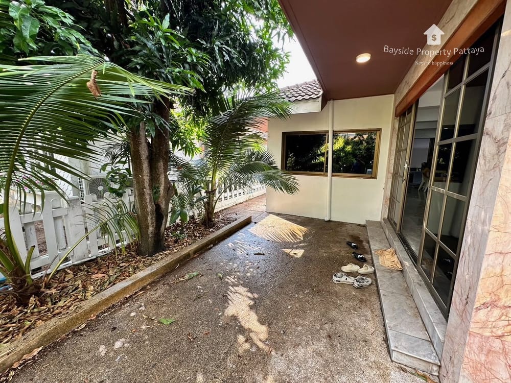 1-Bedroom Detached House for Sale & Rent at Grand Condotel, Jomtien, Pattaya 6