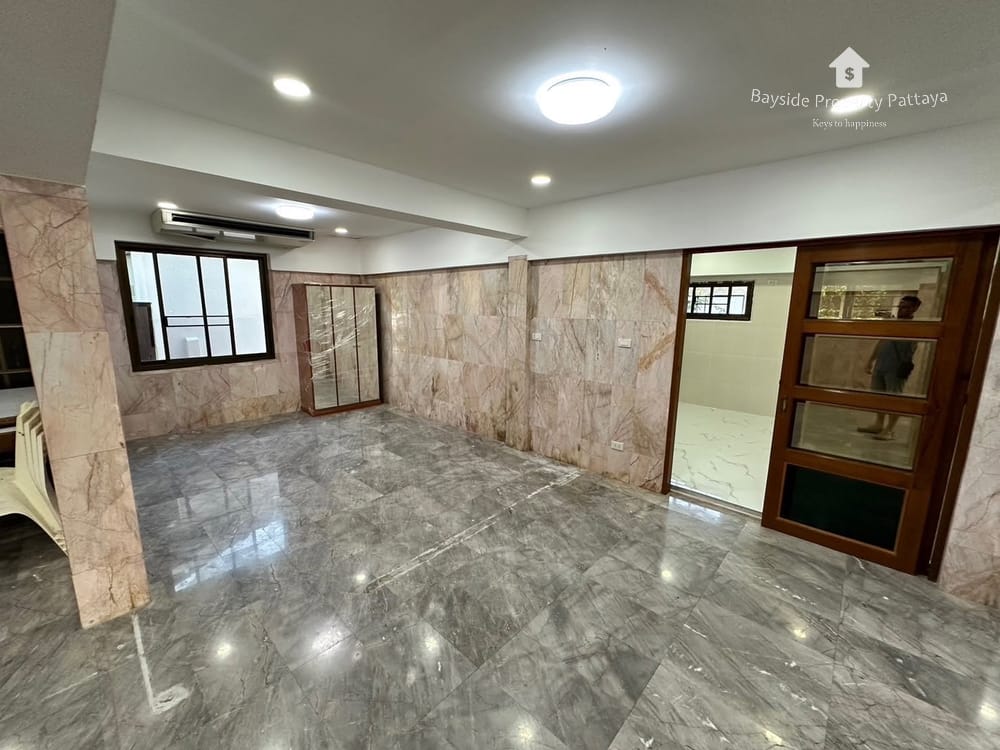 1-Bedroom Detached House for Sale & Rent at Grand Condotel, Jomtien, Pattaya 11