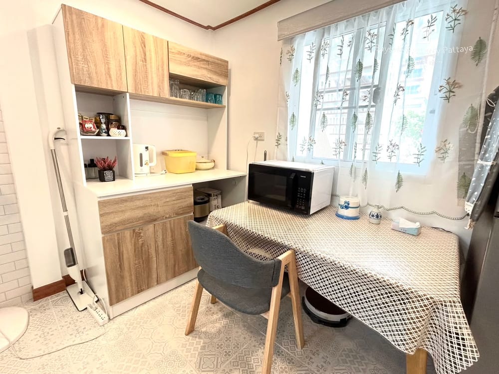 For Rent: 3-Bedroom House with City View in Pattaya City 5