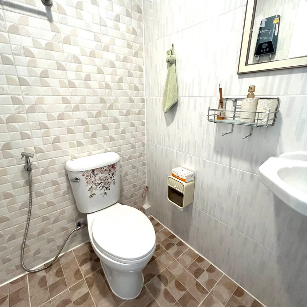 For Rent: 3-Bedroom House with City View in Pattaya City 11