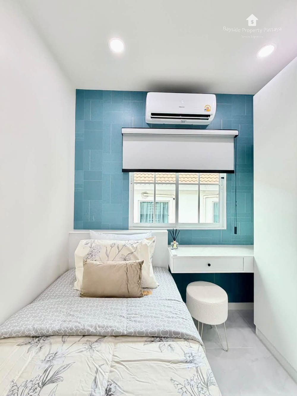 3-Bedroom Townhouse for Sale in Bann Pruksa Boonsampan, Central Pattaya with Air Conditioning 11