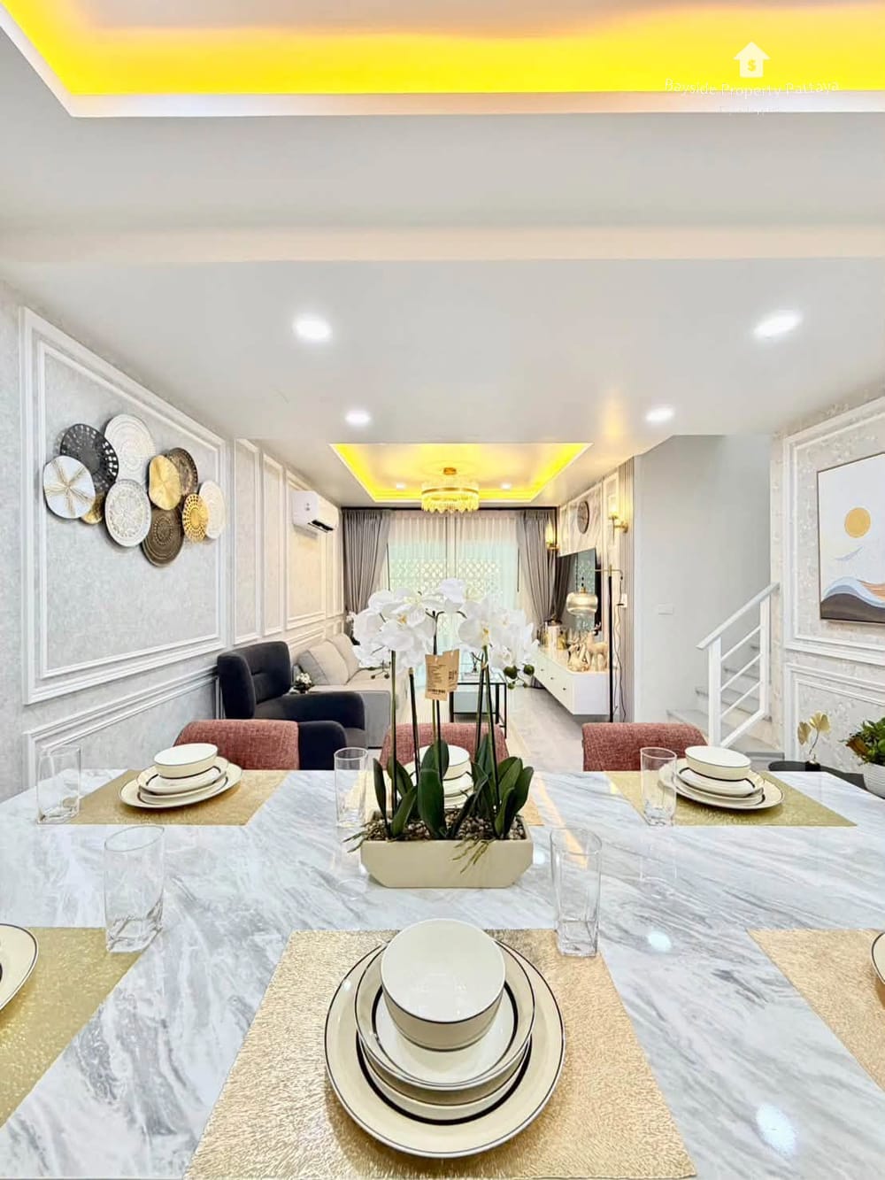 3-Bedroom Townhouse for Sale in Bann Pruksa Boonsampan, Central Pattaya with Air Conditioning 7