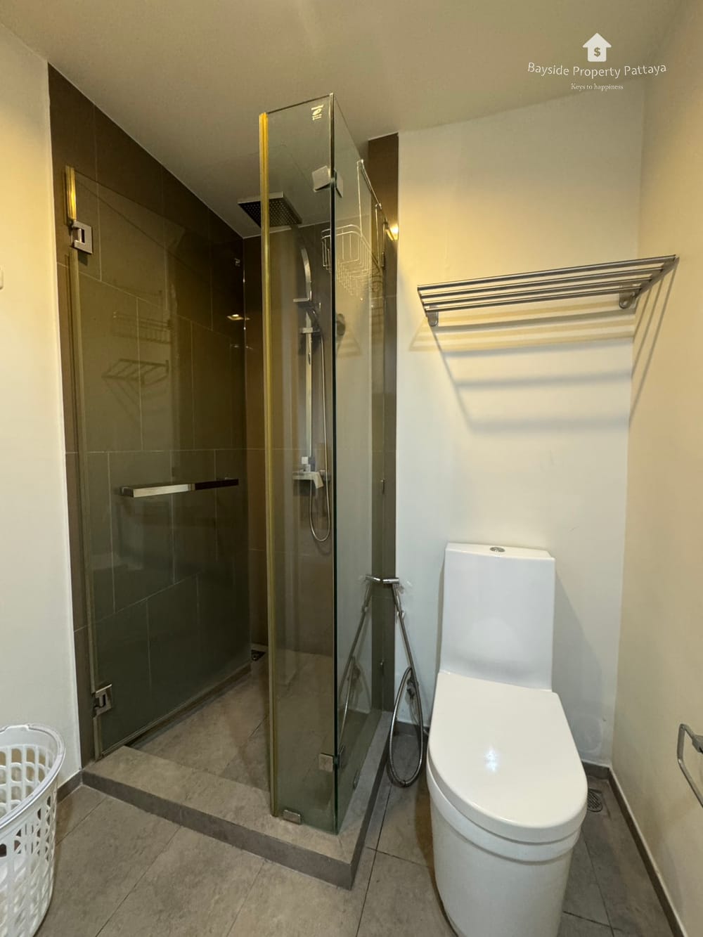 Sea View 1-Bedroom Condo for Rent in Unixx South Pattaya with 24/7 Security 7