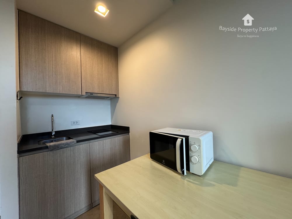 Sea View 1-Bedroom Condo for Rent in Unixx South Pattaya with 24/7 Security 14