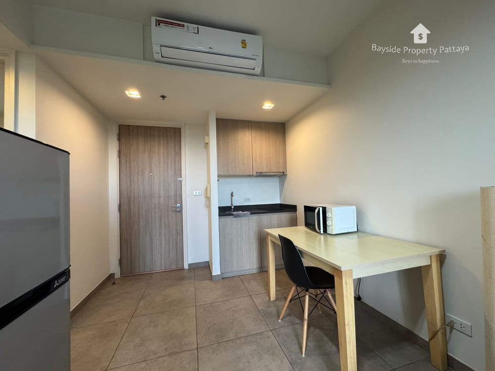 Sea View 1-Bedroom Condo for Rent in Unixx South Pattaya with 24/7 Security 16