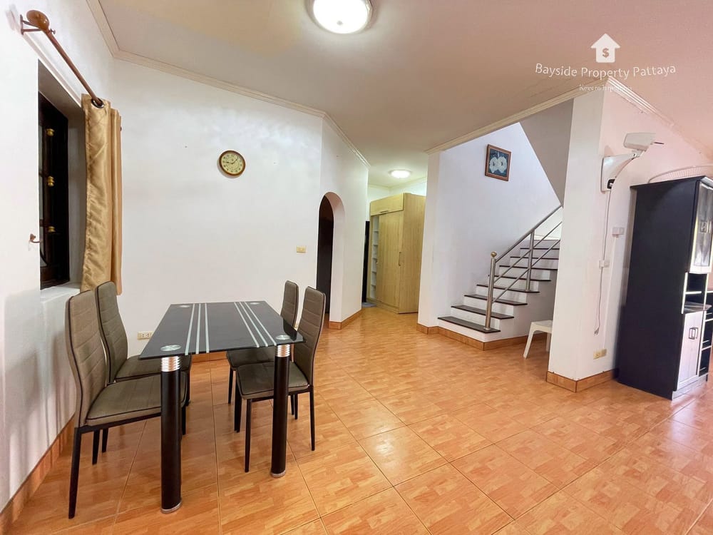 Spacious 4-Bedroom House for Sale and Rent in Na Kluea, Pattaya with City View and Air Conditioning 9