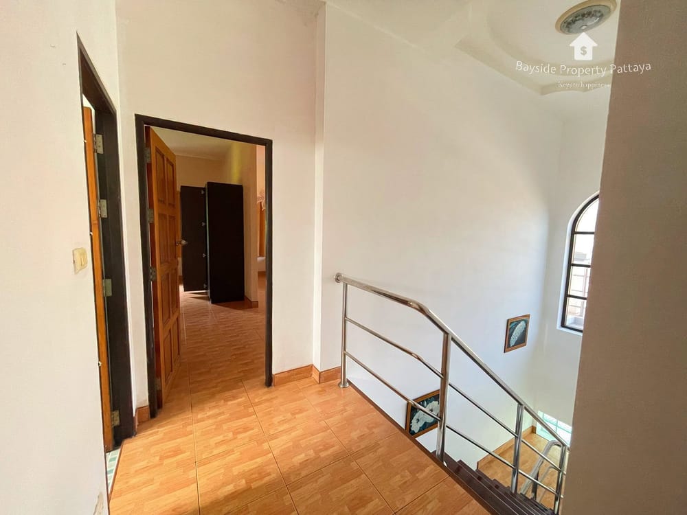 Spacious 4-Bedroom House for Sale and Rent in Na Kluea, Pattaya with City View and Air Conditioning 11