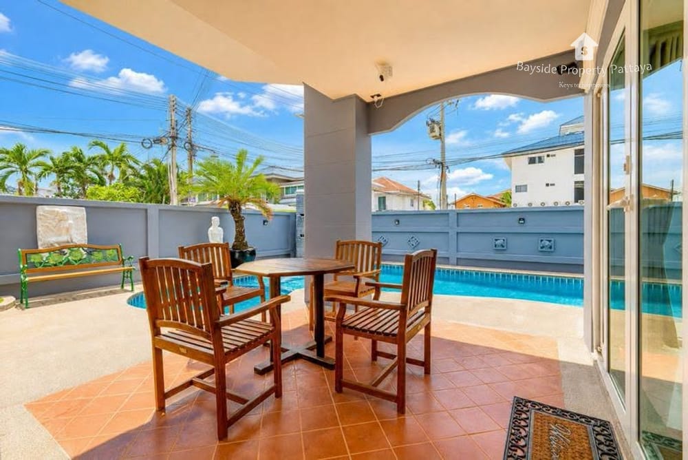 Spacious 5-Bedroom Villa for Rent at View Point Villa, Jomtien with City Views 6
