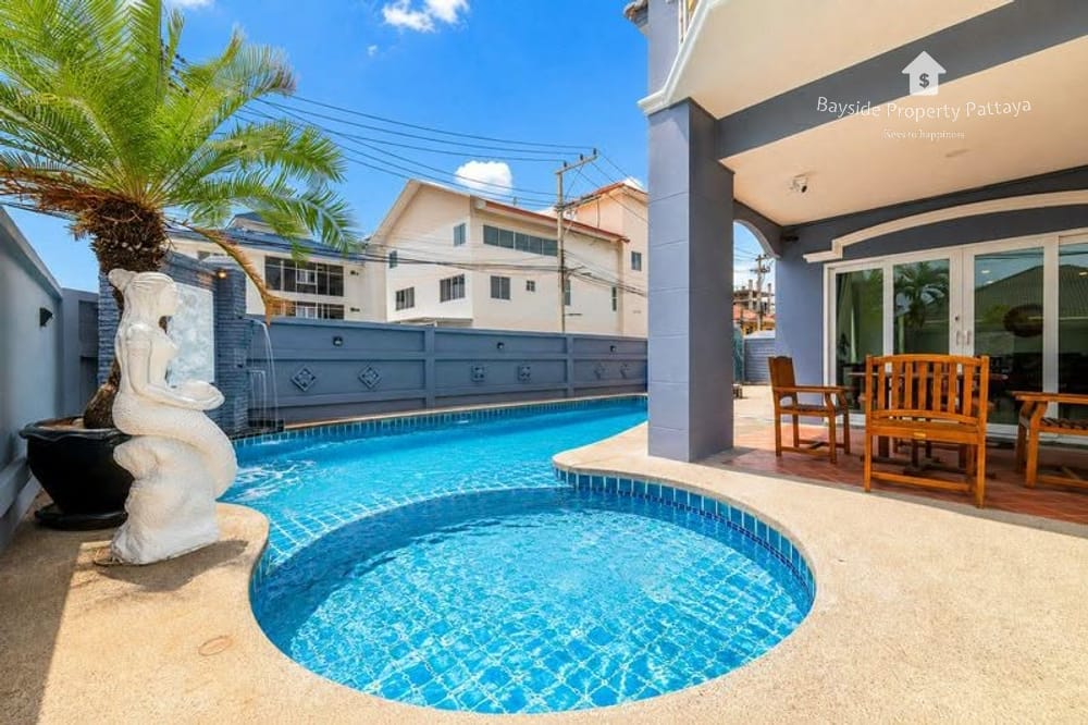Spacious 5-Bedroom Villa for Rent at View Point Villa, Jomtien with City Views 8
