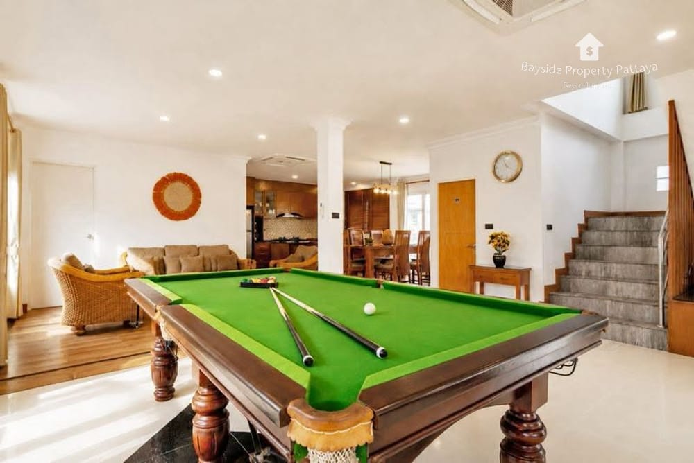 Spacious 5-Bedroom Villa for Rent at View Point Villa, Jomtien with City Views 12