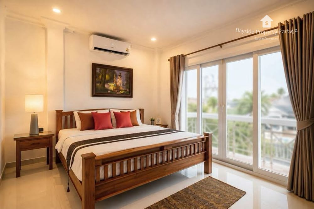 Spacious 5-Bedroom Villa for Rent at View Point Villa, Jomtien with City Views 16