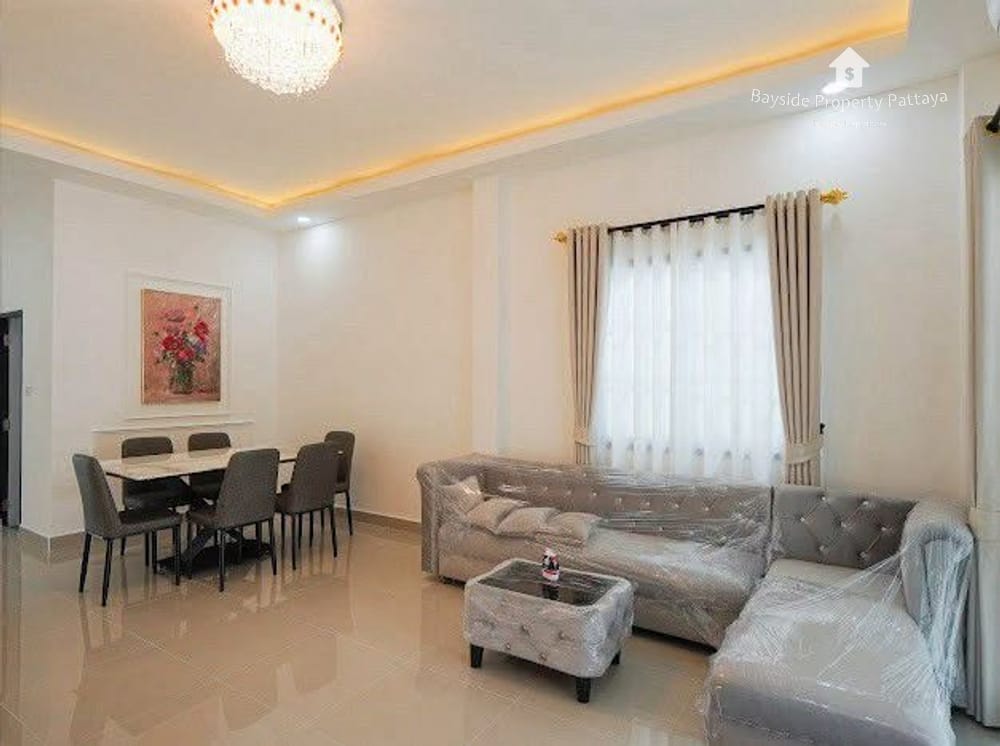 Geräumiges Einfamilienhaus (3 Schlafzimmer) in East Pattaya – Haustierfreundlich und klimatisiert 2