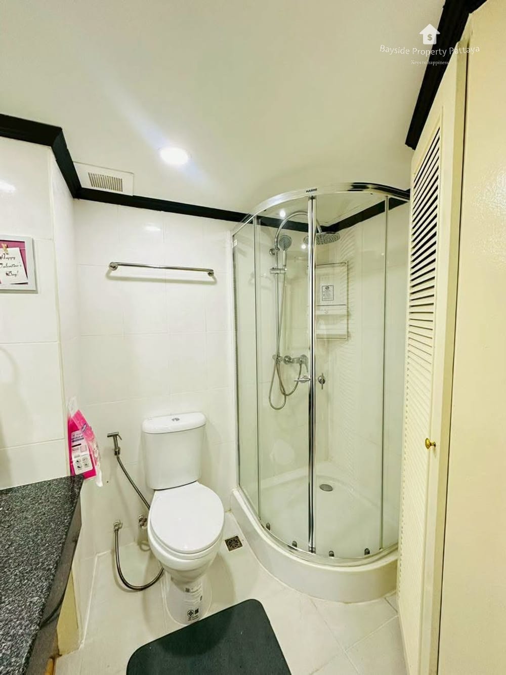 Stunning 1-Bedroom Sea View Condo for Sale at Keang Talay Condominium, Pratumnak 18