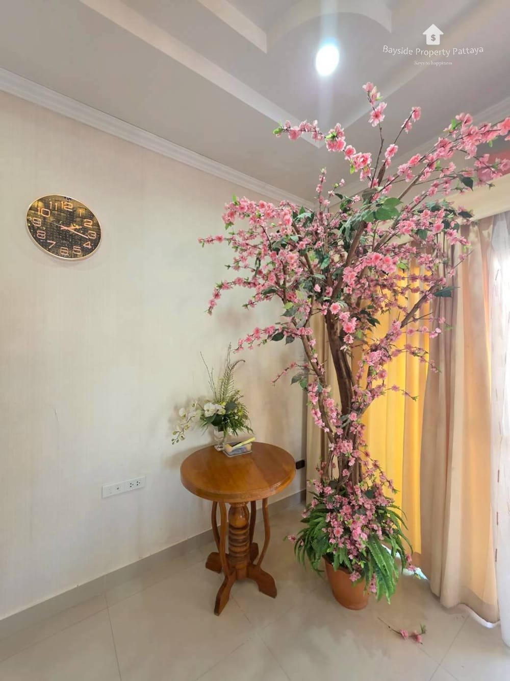 Spacious 3-Bedroom Pool Villa for Sale in Bang Saray, Pattaya with Air Conditioning 12