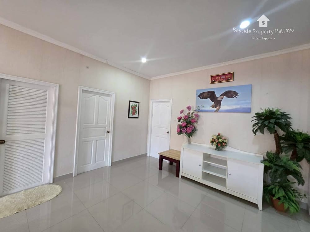 Spacious 3-Bedroom Pool Villa for Sale in Bang Saray, Pattaya with Air Conditioning 36