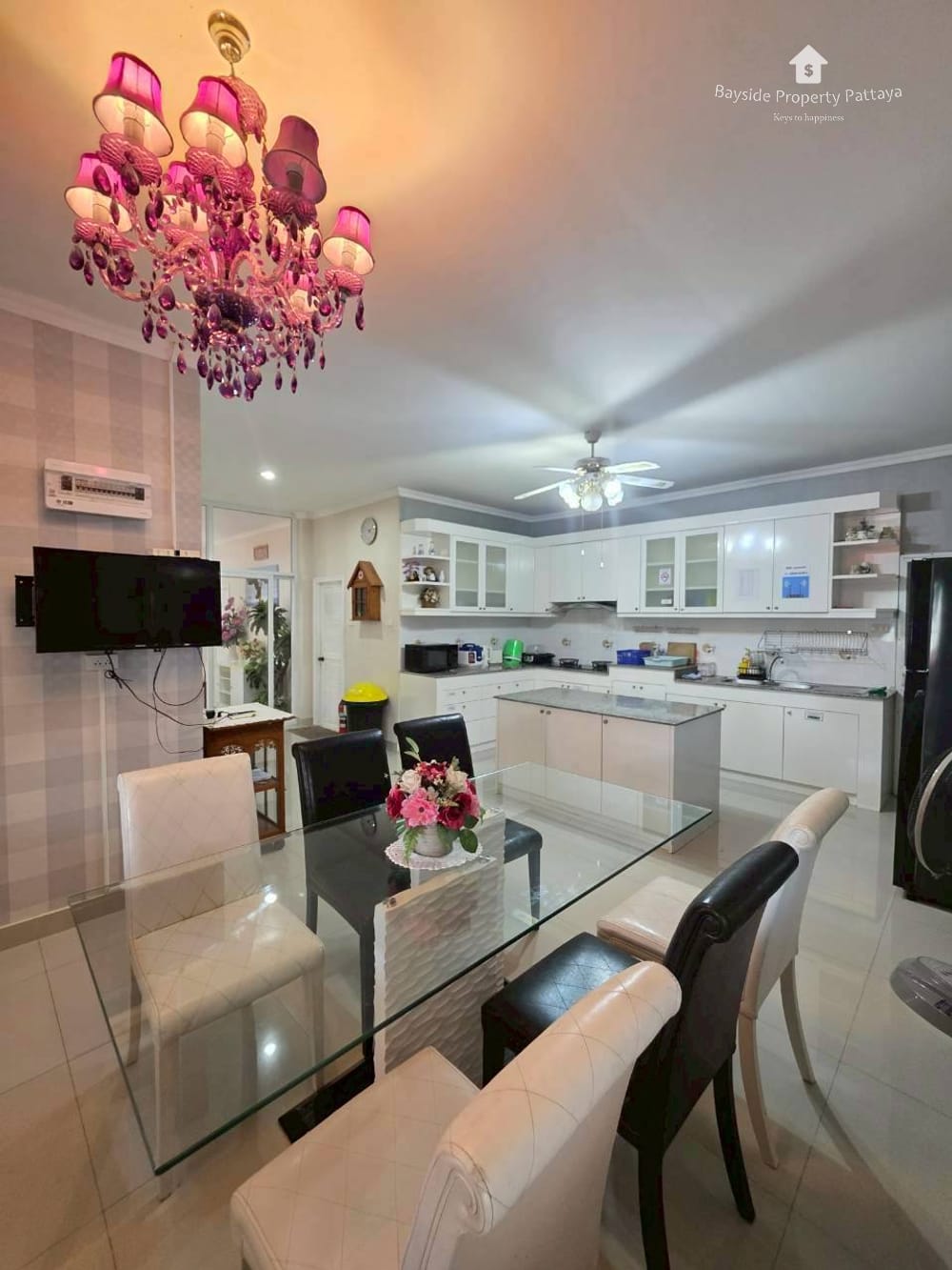 Spacious 3-Bedroom Pool Villa for Sale in Bang Saray, Pattaya with Air Conditioning 39
