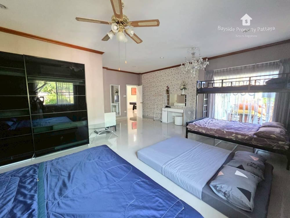 Spacious 3-Bedroom Pool Villa for Sale in Bang Saray, Pattaya with Air Conditioning 43