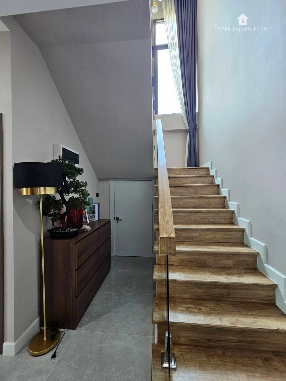 Spacious 4-Bedroom Villa for Sale in East Pattaya - Pet Friendly with Air Conditioning 15