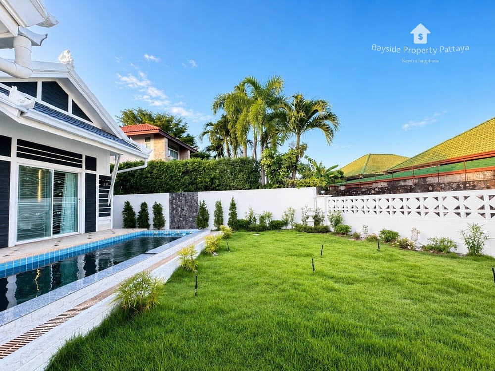 Spacious 5-Bedroom House for Rent in Nong Pla Lai, Pattaya with Air Conditioning 9
