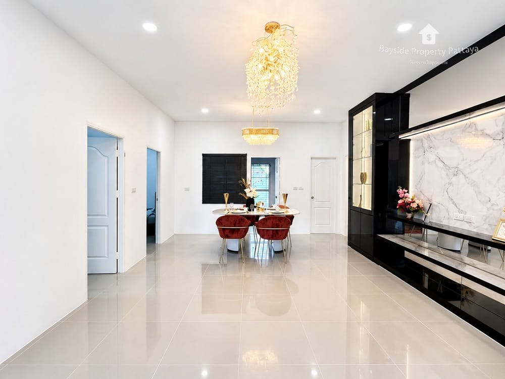 Spacious 5-Bedroom House for Rent in Nong Pla Lai, Pattaya with Air Conditioning 3