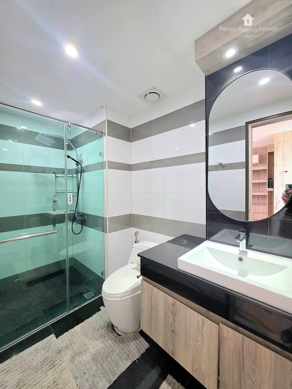 Sea View 2-Bedroom Condo for Sale at The Vision in Pratumnak, Pattaya 21