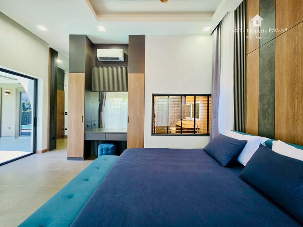 ขาย 3 ห้องนอน พูลวิลล่า ใน พัทยาตะวันออก, พัทยา 11