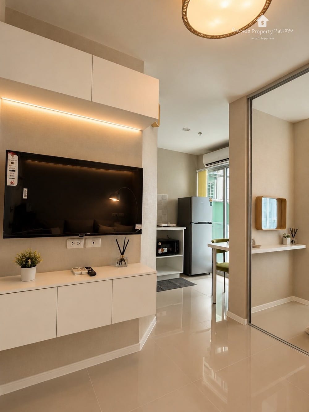 Stunning Sea View Condo for Sale at Lumpini Seaview Jomtien in Pattaya with Air Conditioning 11