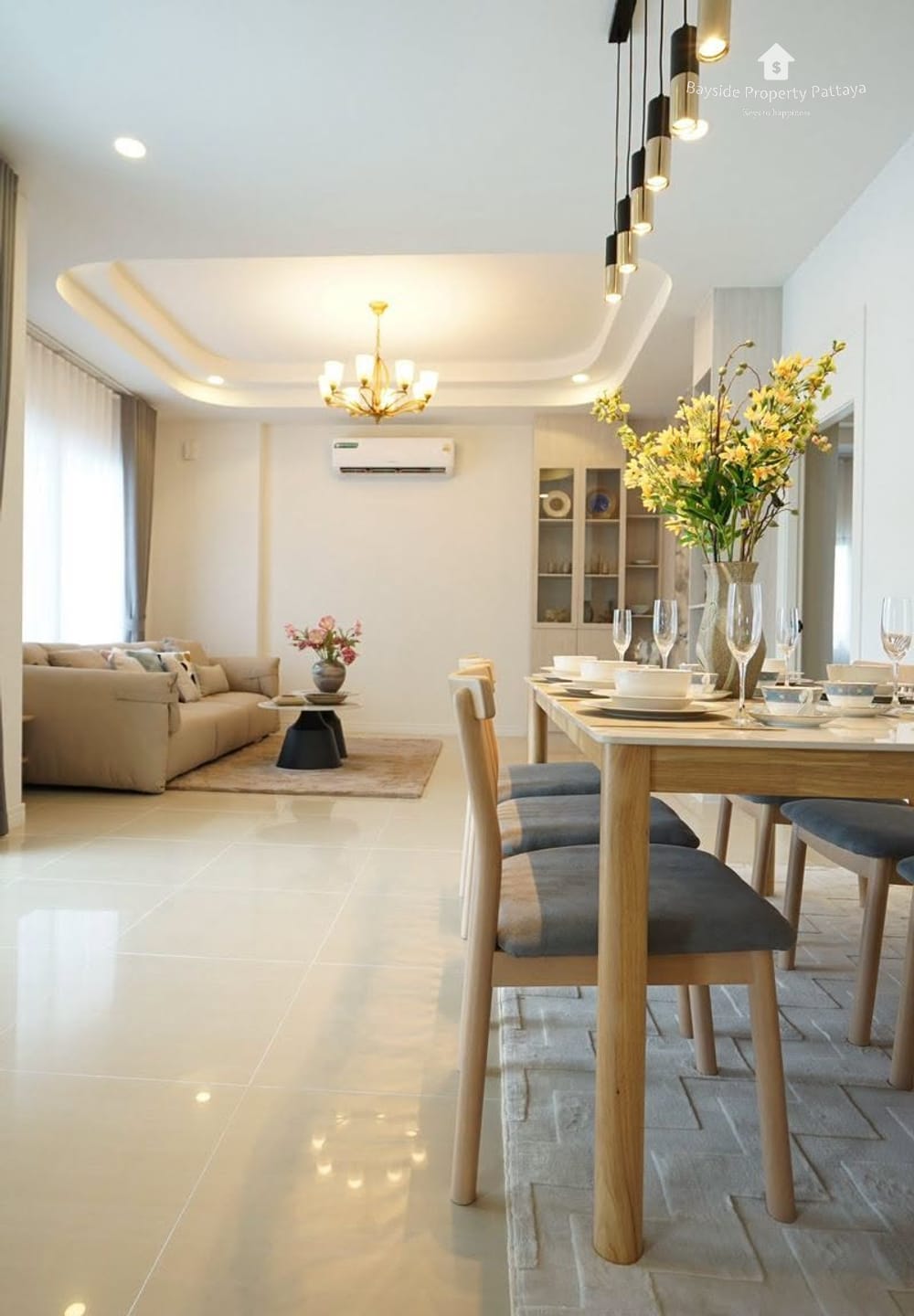Stunning 3-Bedroom Pool Villa for Sale in Nong Pla Lai, Pattaya - Pet Friendly with Air Conditioning 4